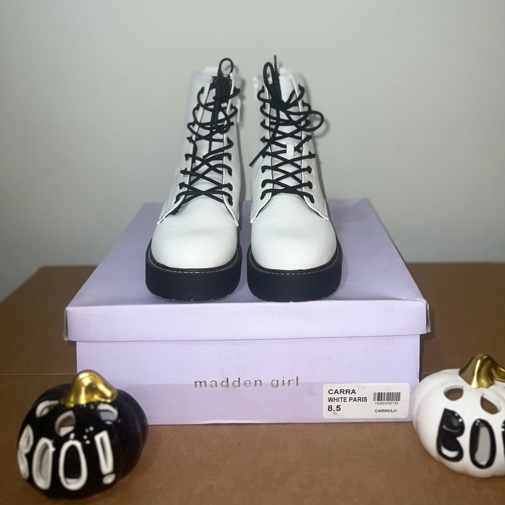 Madden Girl Carra size 8 1/2 Women's Combat Boot